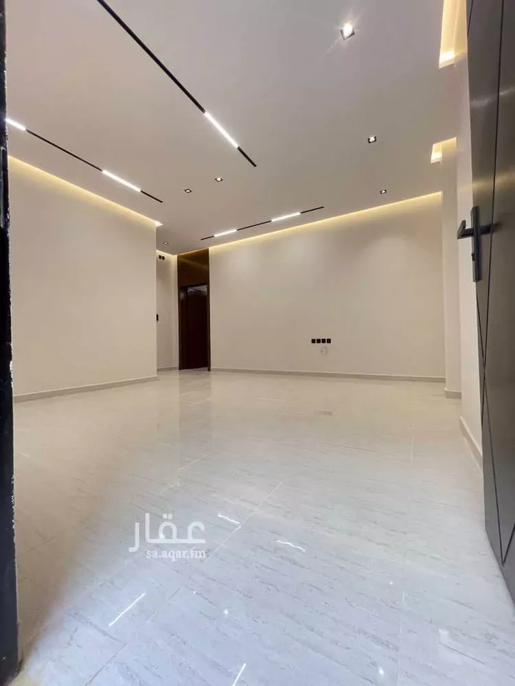 Floor for Sale in Riyadh Ash Sharq 6