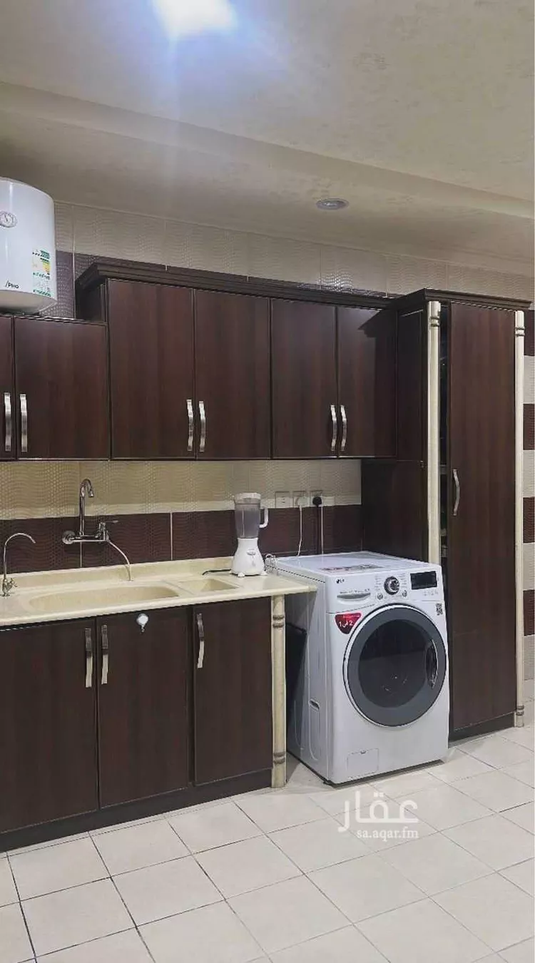 شقة للإيجار في شارع المثلث ، حي ظهرة لبن ، الرياض ، منطقة الرياض صورة 3