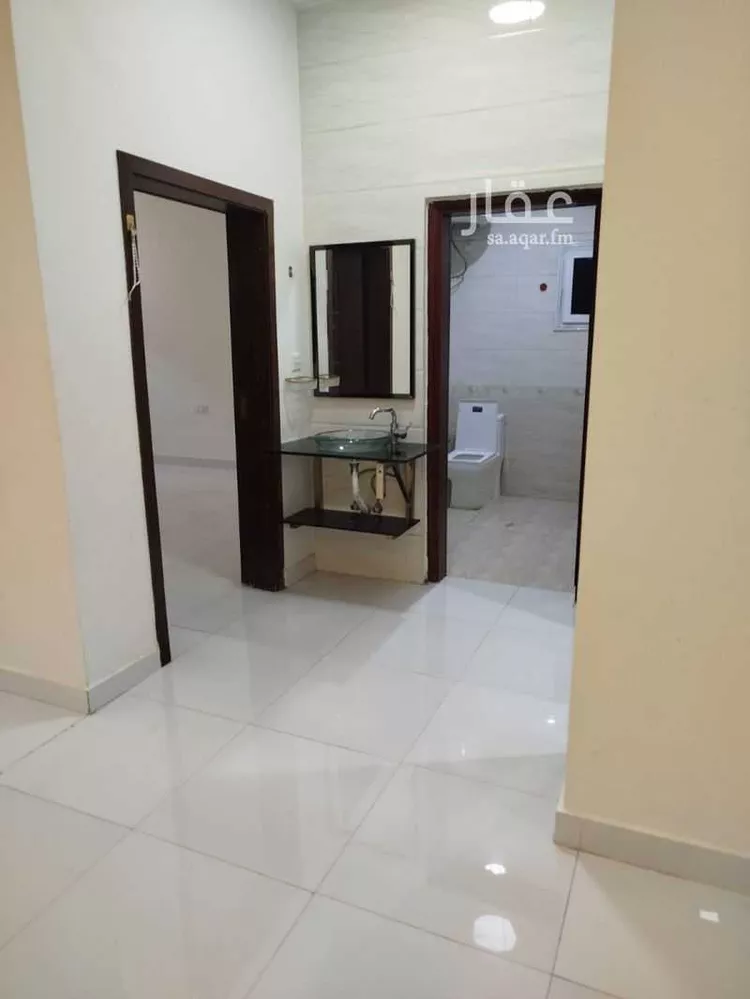 شقة للإيجار في شارع وادي المنحني ، حي قرى آل غليظ ، ابها ، منطقة عسير صورة 4