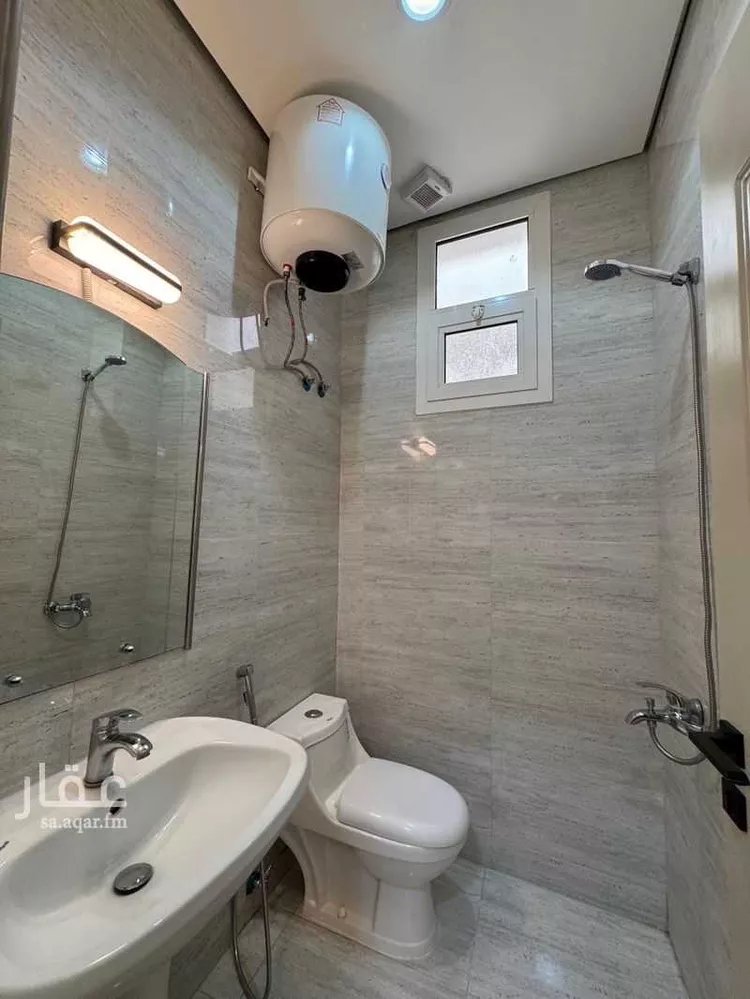 Floor for Rent in Riyadh Ar Rabwah 16