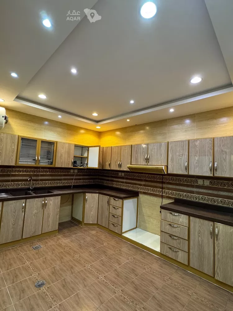 Floor for Rent in Riyadh Al Manar 6