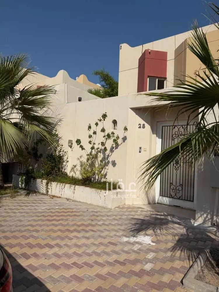 Villa for Sale in Al Khobar Al Buhairah صورة 2