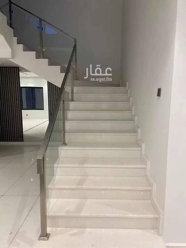 فيلا للبيع في شارع الامير سعد بن عبدالعزيز الفرعي, حي المريكبات, مدينة الدمام, المنطقة الشرقية صورة 2