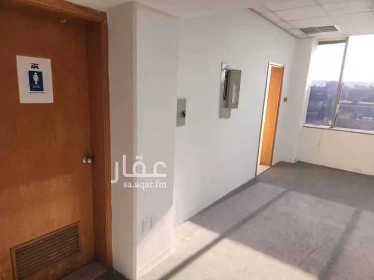 مكتب تجاري للإيجار في شارع فضالة بن سعد, حي المزروعية, مدينة الدمام, المنطقة الشرقية 8