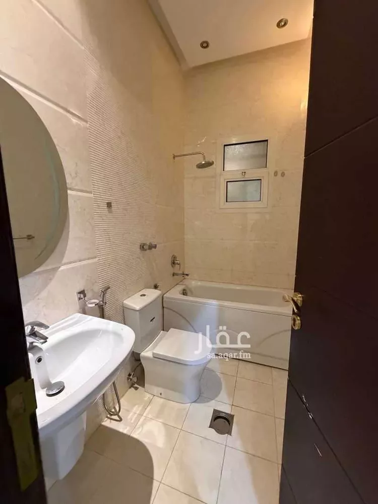 دور للإيجار في شارع رقم 360, حي الملقا, مدينة الرياض, منطقة الرياض صورة 3