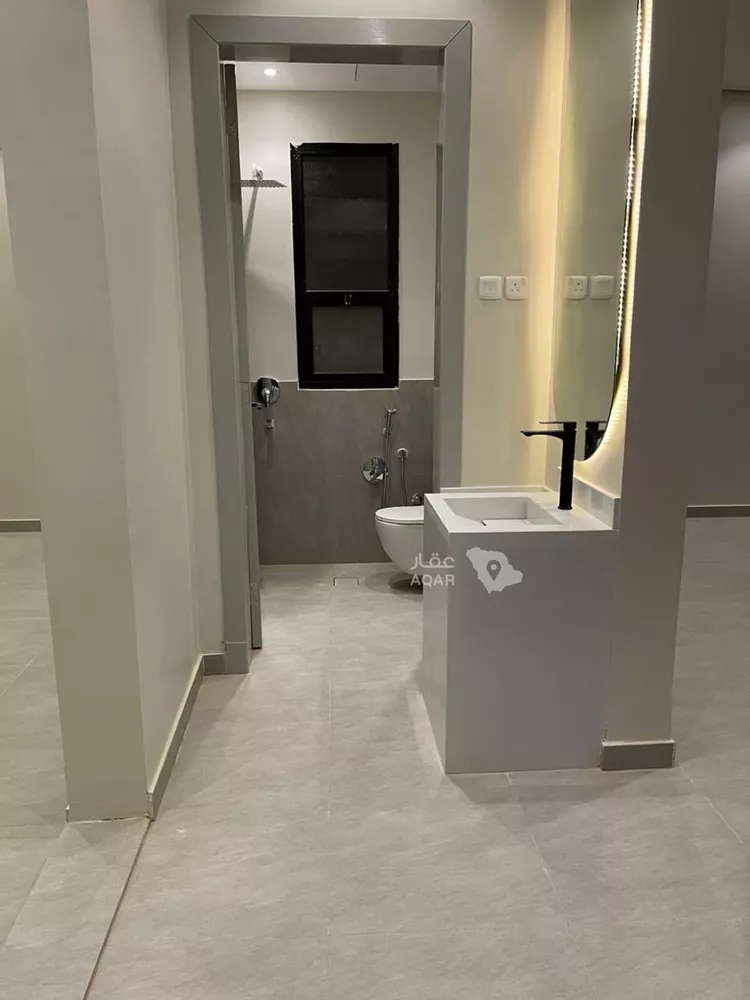 Floor for Rent in Riyadh Ar Rimal 6