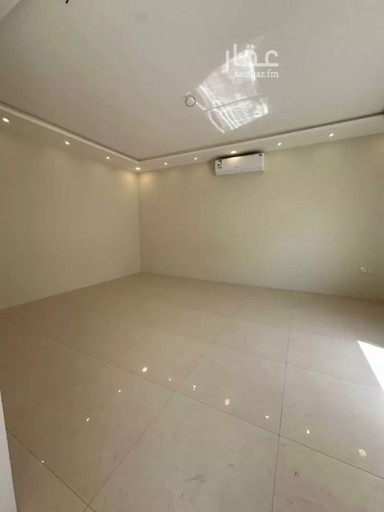 فيلا للإيجار في شارع رقم 402, حي النرجس, مدينة الرياض, منطقة الرياض صورة 4