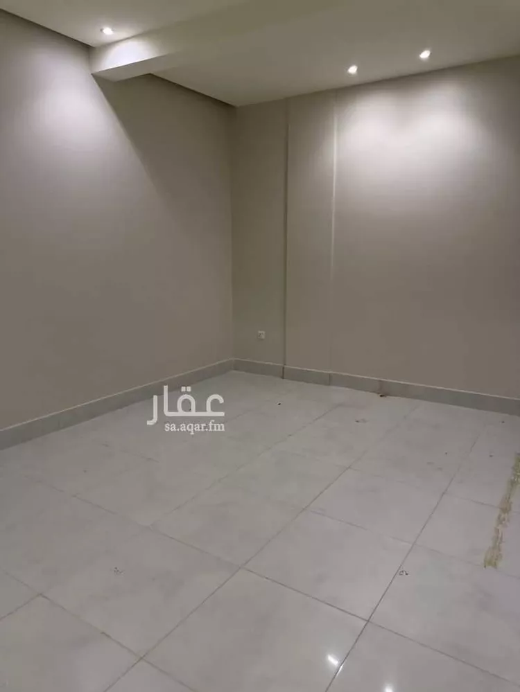 Floor for Rent in Riyadh Al Yasmin صورة 4