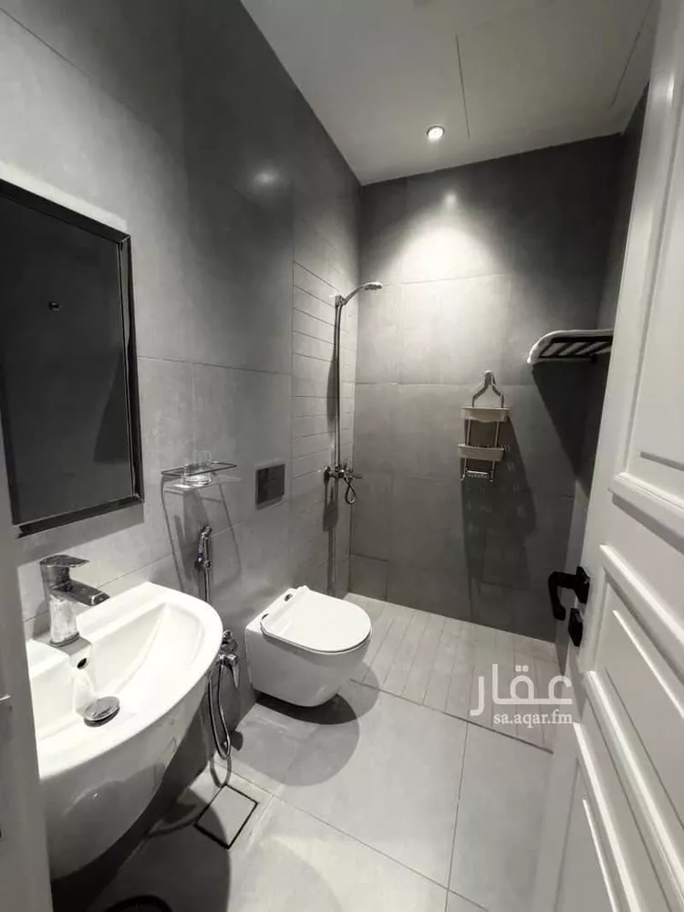 شقة للإيجار في شارع ابن الحمصي, حي حطين, مدينة الرياض, منطقة الرياض 7