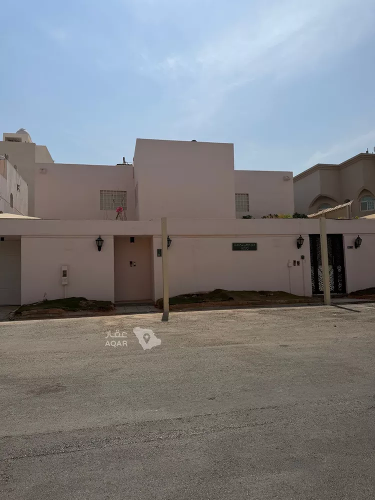 Villa for Sale in Riyadh Al Mursalat