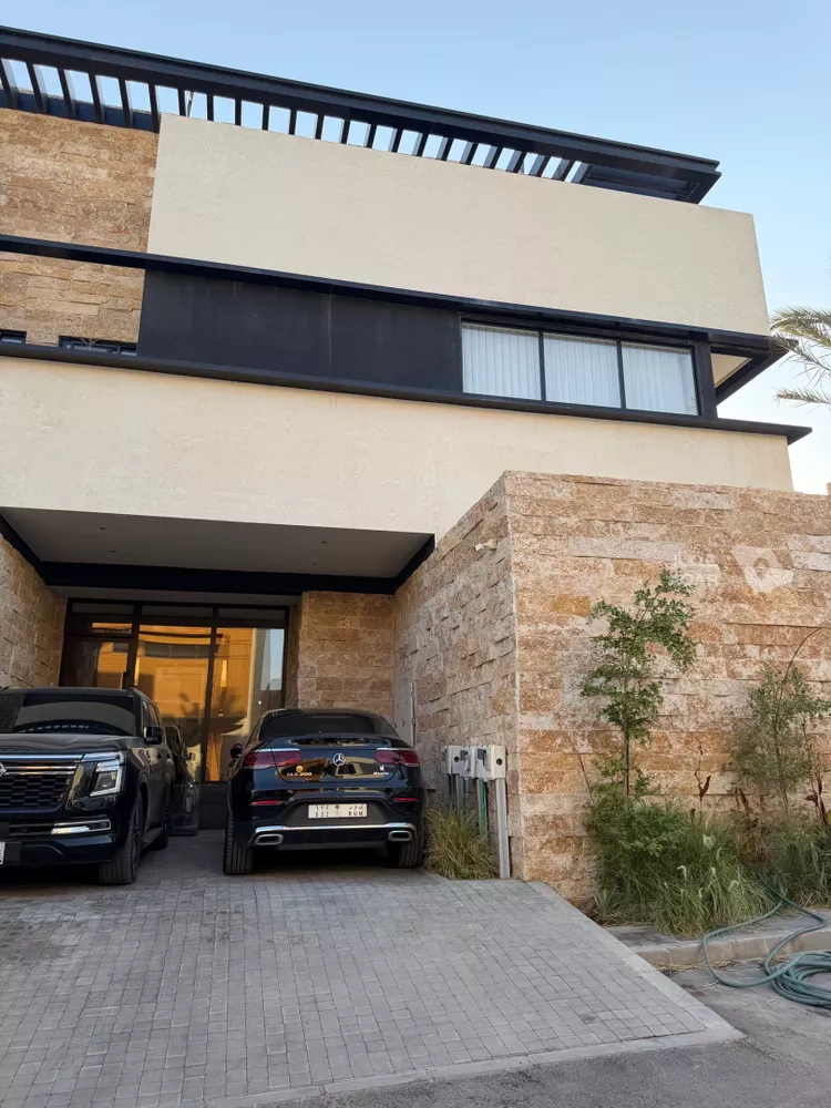 دور للإيجار في شارع رقم 323, حي النرجس, مدينة الرياض, منطقة الرياض