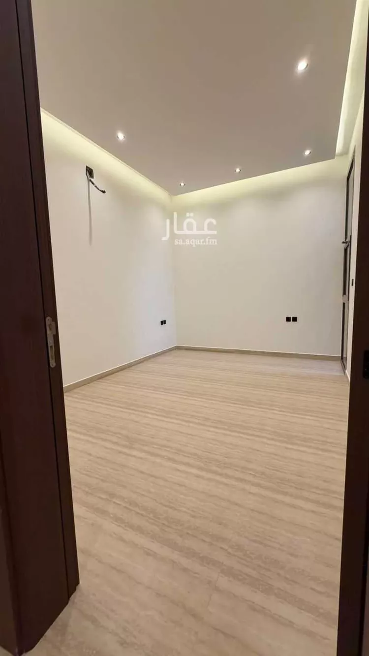 دور للبيع في شارع علي بن سعادة, حي الريان, مدينة الرياض, منطقة الرياض 10