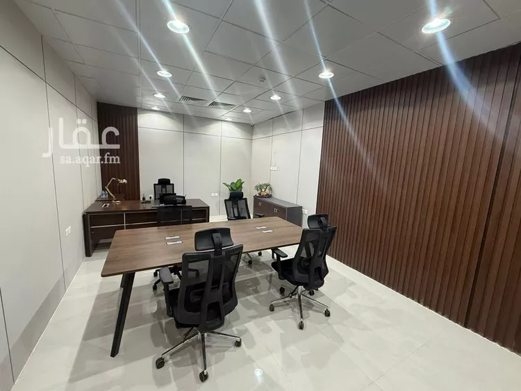 مكتب تجاري للإيجار في شارع نجران, حي ظهرة لبن, مدينة الرياض, منطقة الرياض صورة 2