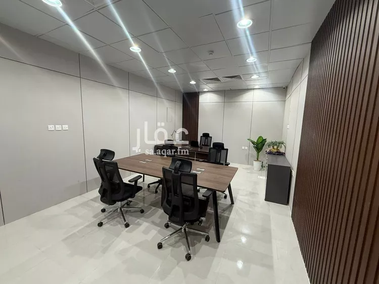 مكتب تجاري للإيجار في شارع نجران, حي ظهرة لبن, مدينة الرياض, منطقة الرياض