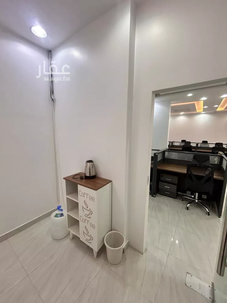 مكتب تجاري للإيجار في شارع نجران, حي ظهرة لبن, مدينة الرياض, منطقة الرياض صورة 5