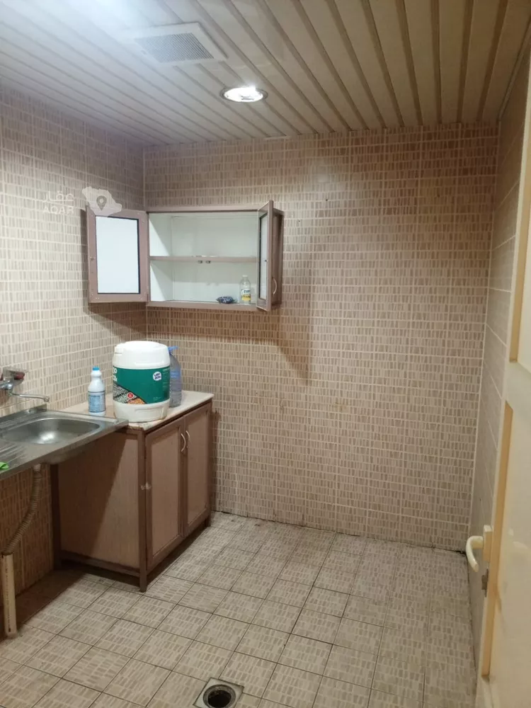 Commercial Office for Rent in Riyadh Dhahrat Laban صورة 2