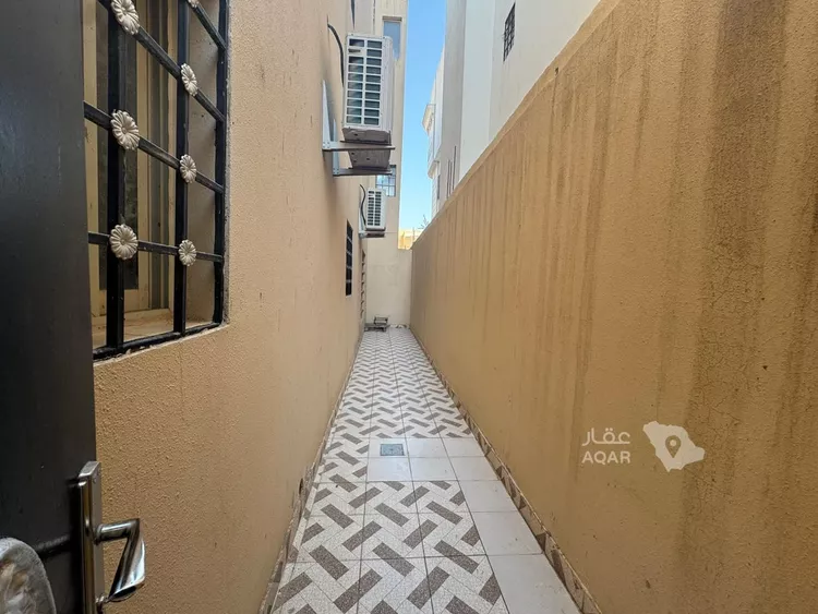 Floor for Rent in Riyadh Dhahrat Laban 5