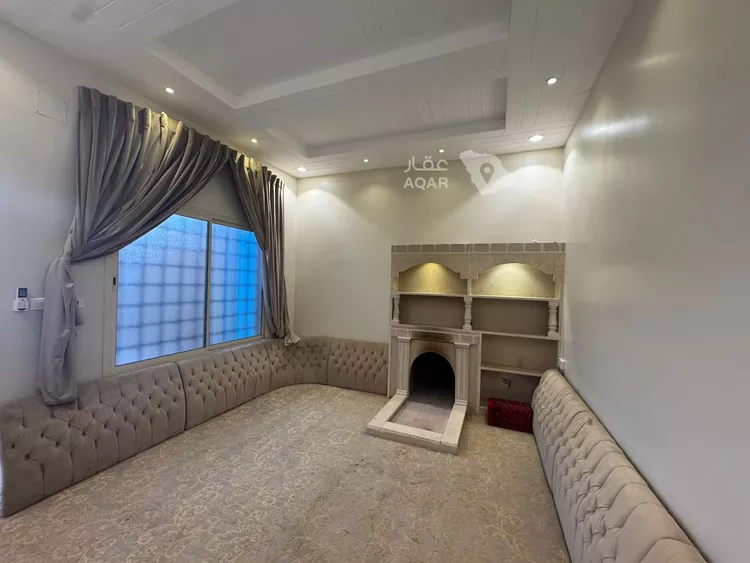 Floor for Rent in Riyadh Dhahrat Laban 4