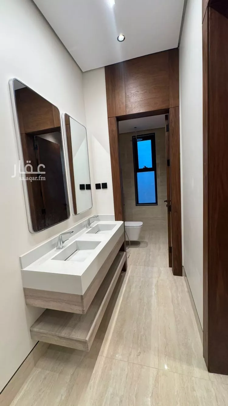 Floor for Sale in Riyadh Al Maizilah 14