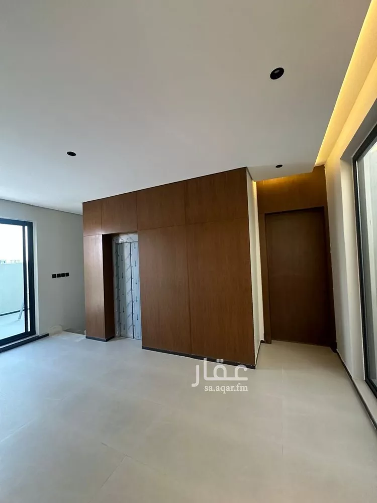 فيلا للبيع في شارع احمد بن حسين الشغدري, حي العارض, مدينة الرياض, منطقة الرياض صورة 4