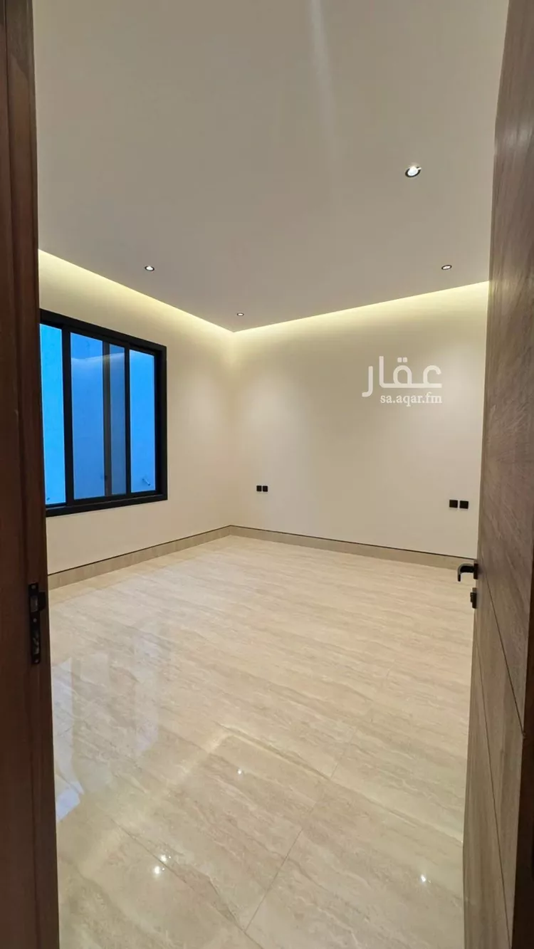 دور للبيع في شارع الصرح, حي المعيزيلة, مدينة الرياض, منطقة الرياض 13