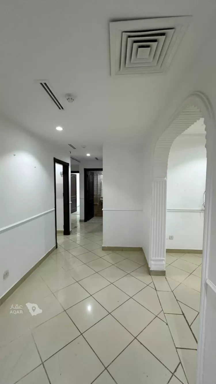 Commercial Office for Rent in Jeddah Al Nahdah صورة 3