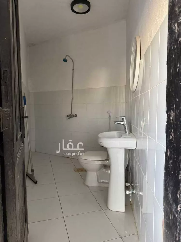 شقة للإيجار في شارع يحيي البكري, حي أم الحمام الشرقي, مدينة الرياض, منطقة الرياض صورة 2