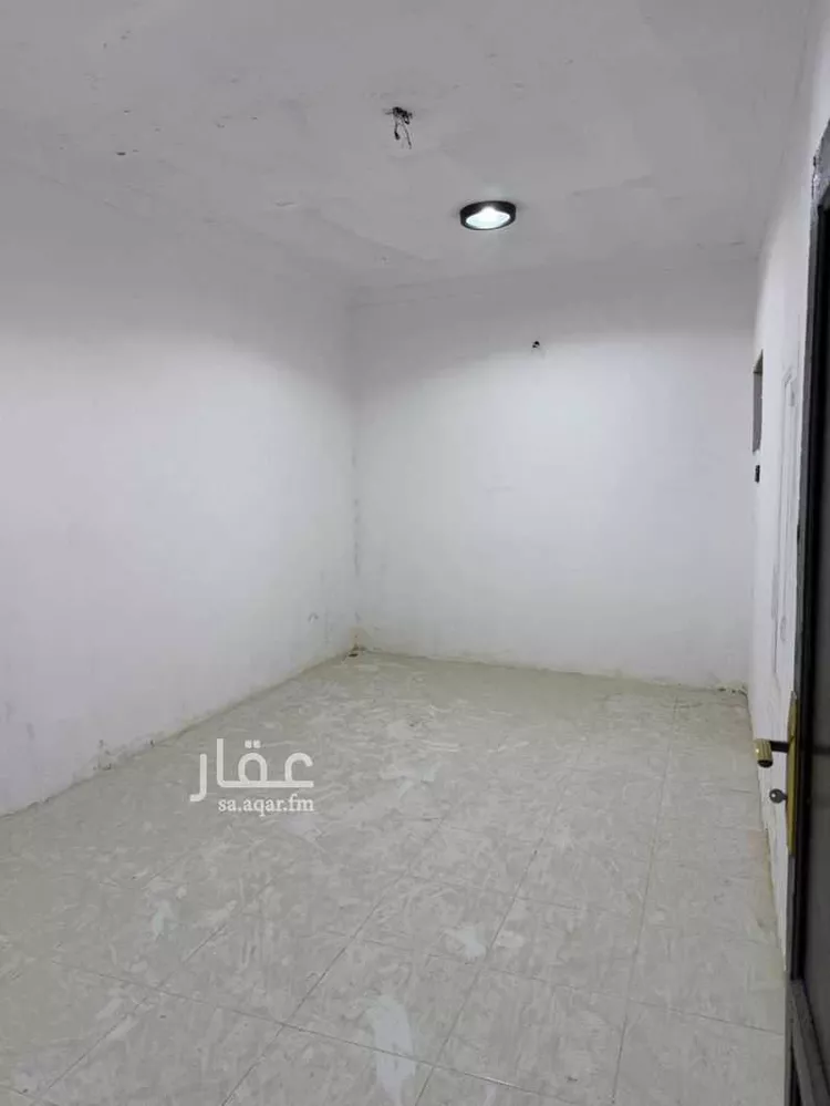 عمارة للإيجار في شارع ابي الفتوح الهمذاني, حي أم الحمام الشرقي, مدينة الرياض, منطقة الرياض صورة 4