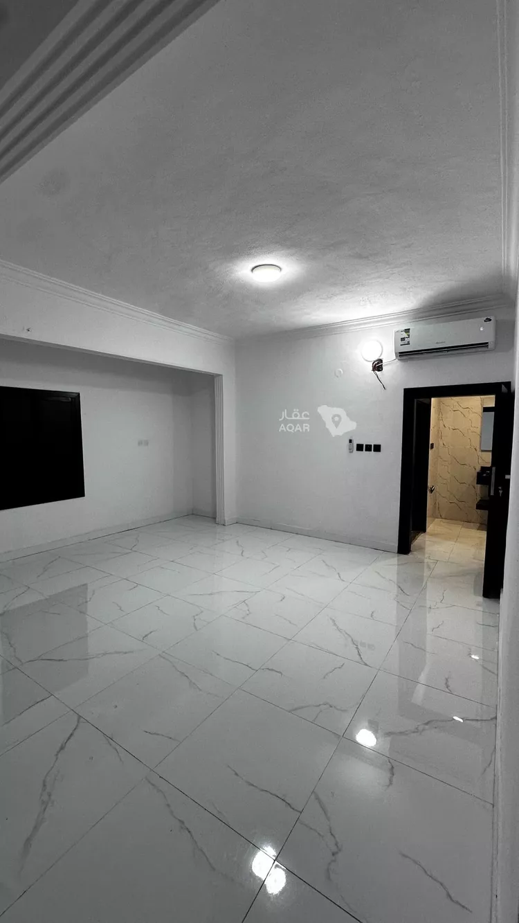 عمارة للإيجار في شارع عين الثغرة, حي أم الحمام الشرقي, مدينة الرياض, منطقة الرياض صورة 4