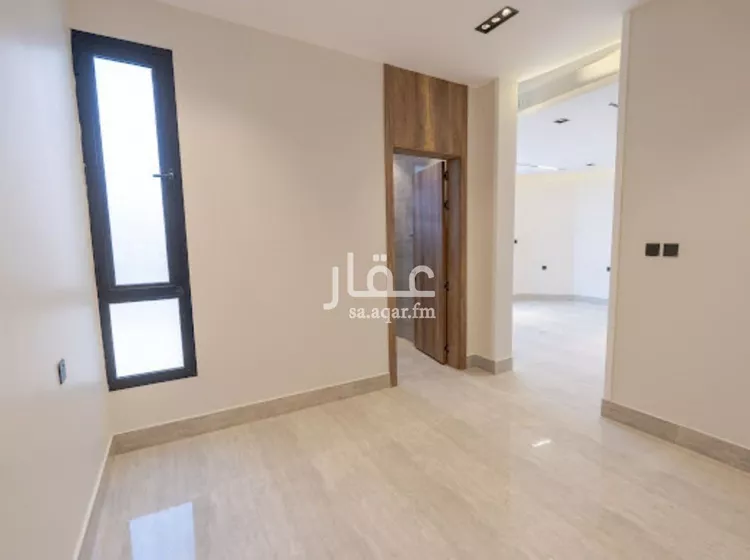 دور للبيع في شارع عمر بن عبداللطيف, حي الرمال, مدينة الرياض, منطقة الرياض صورة 4