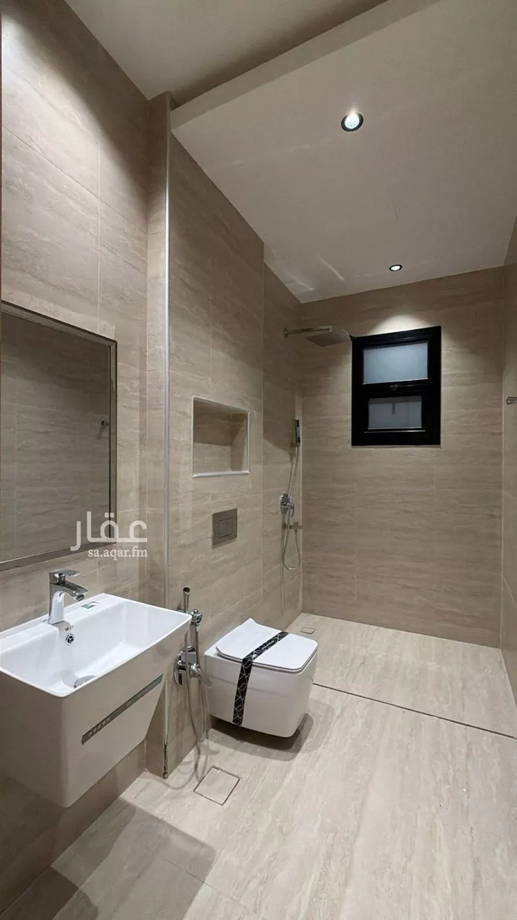 شقة للبيع في شارع عبدالله بن قيس, حي إشبيلية, مدينة الرياض, منطقة الرياض 15