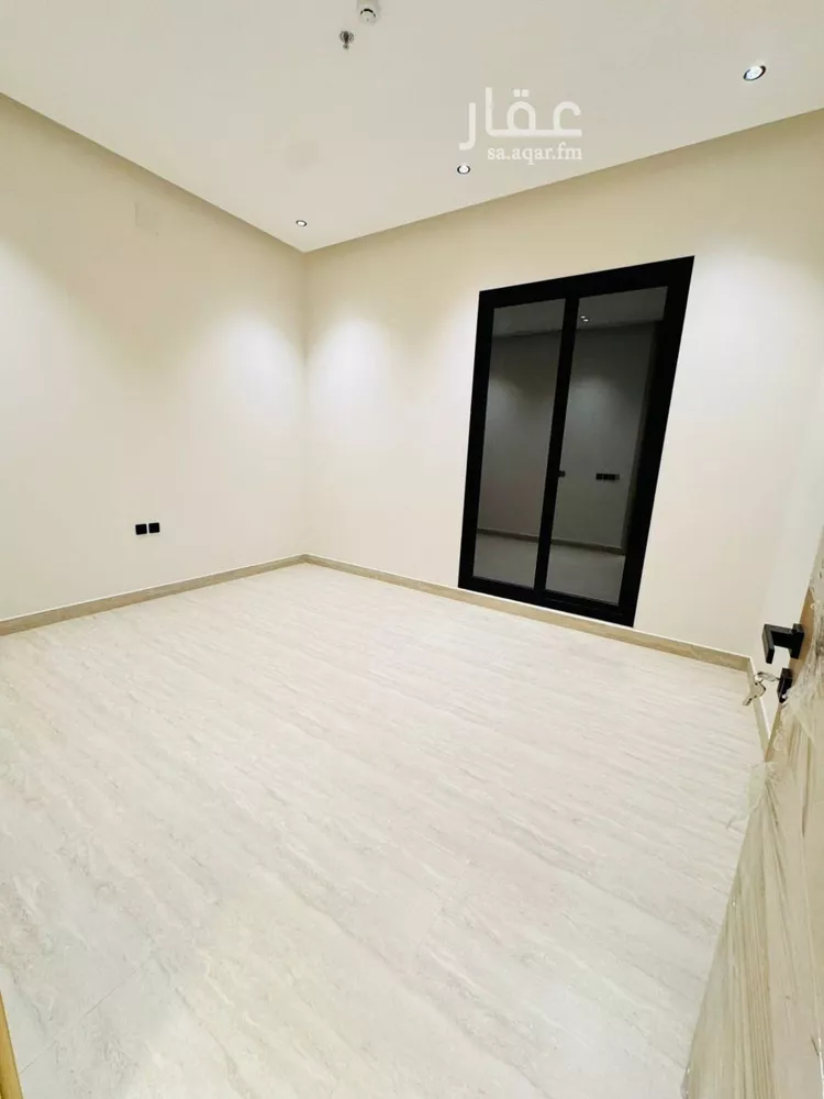شقة للبيع في شارع الخزنة, حي إشبيلية, مدينة الرياض, منطقة الرياض صورة 2