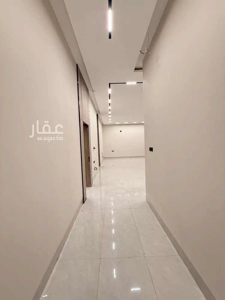 فيلا للبيع في شارع قابوس, حي المعيزيلة, مدينة الرياض, منطقة الرياض 10