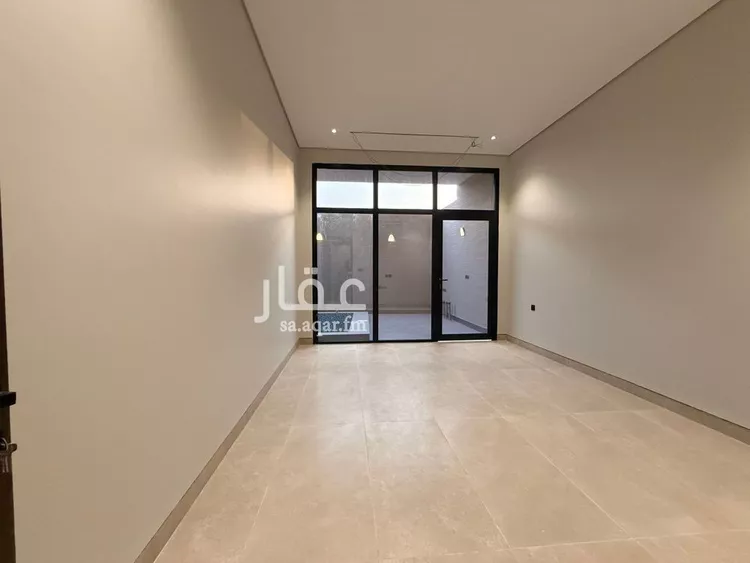 دور للبيع في شارع العينين, حي إشبيلية, مدينة الرياض, منطقة الرياض صورة 4