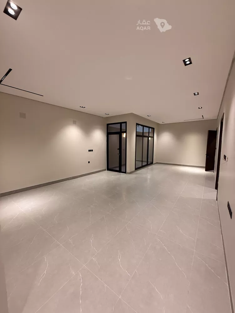 Floor for Sale in Riyadh Qurtubah 11