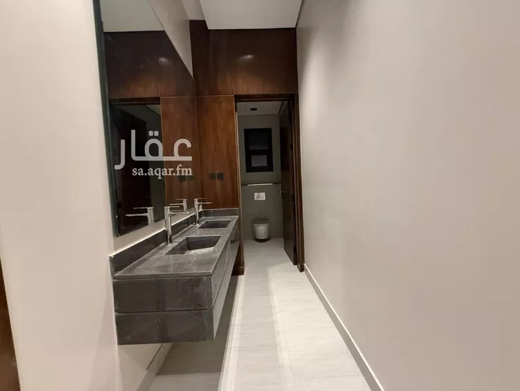 دور للبيع في شارع رقم 322, حي المونسية, مدينة الرياض, منطقة الرياض صورة 4