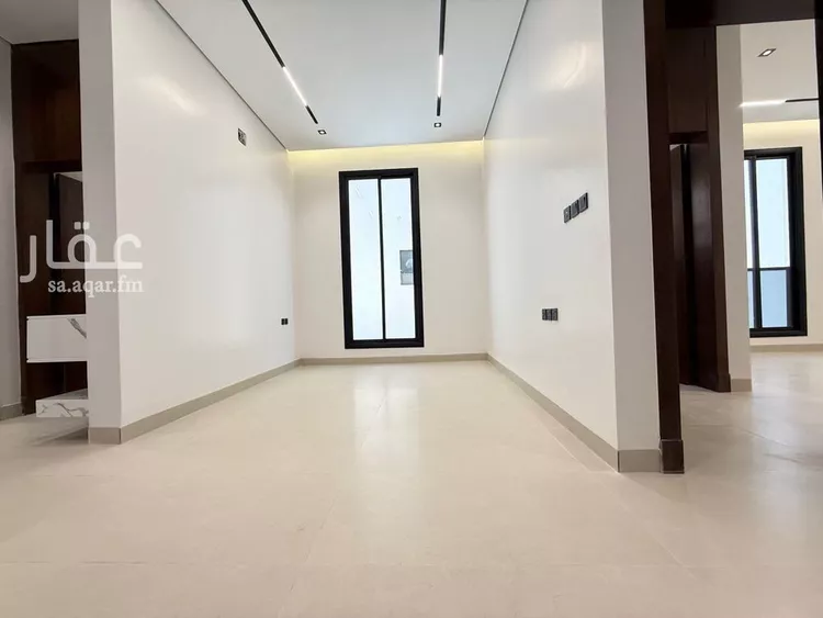 فيلا للبيع في شارع يحيي بن القاسم, حي الرمال, مدينة الرياض, منطقة الرياض صورة 2