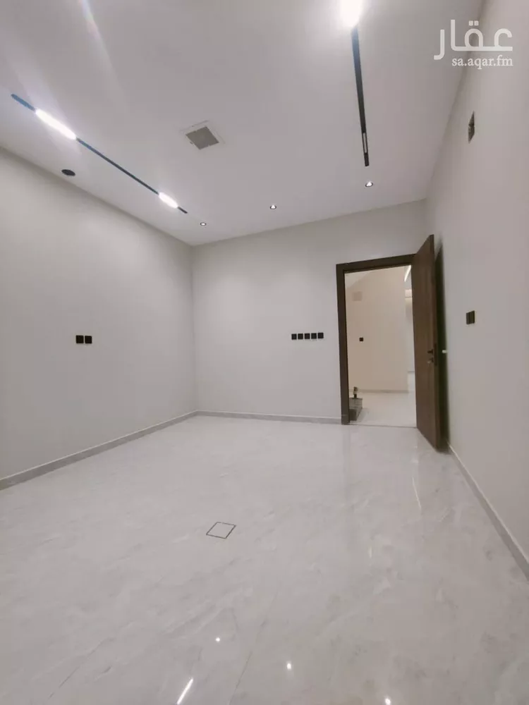 دور للبيع في شارع رقم 465, حي المونسية, مدينة الرياض, منطقة الرياض صورة 3