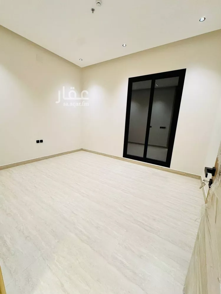 شقة للبيع في شارع عبدالله بن قيس, حي إشبيلية, مدينة الرياض, منطقة الرياض 14