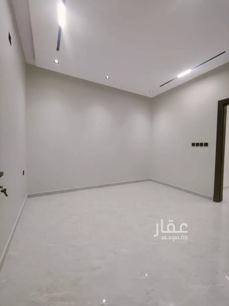 فيلا للبيع في شارع رقم 325, حي المونسية, مدينة الرياض, منطقة الرياض صورة 3
