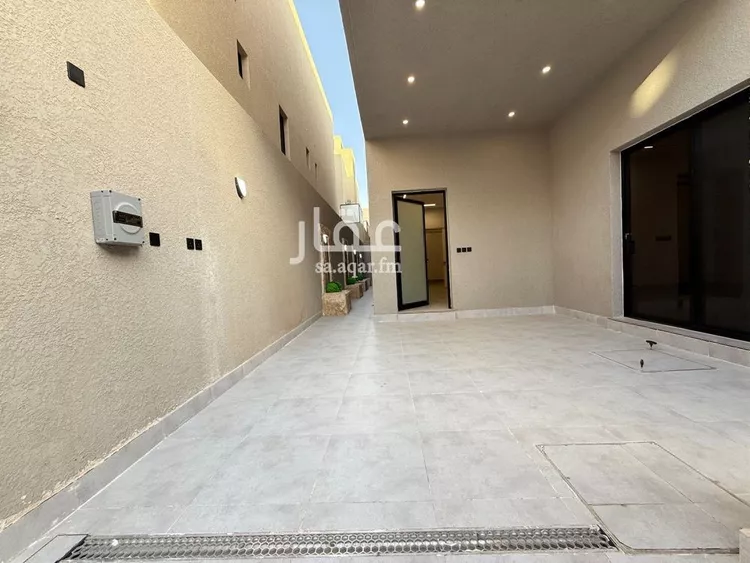 دور للبيع في شارع سعيد بن نفيل, حي الرمال, مدينة الرياض, منطقة الرياض صورة 3