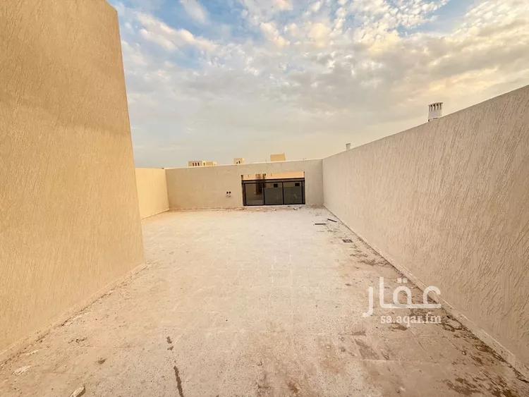 فيلا للبيع في شارع عبدالقدوس الانصاري, حي الرمال, مدينة الرياض, منطقة الرياض صورة 4