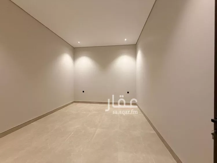 دور للبيع في شارع العينين, حي إشبيلية, مدينة الرياض, منطقة الرياض 8