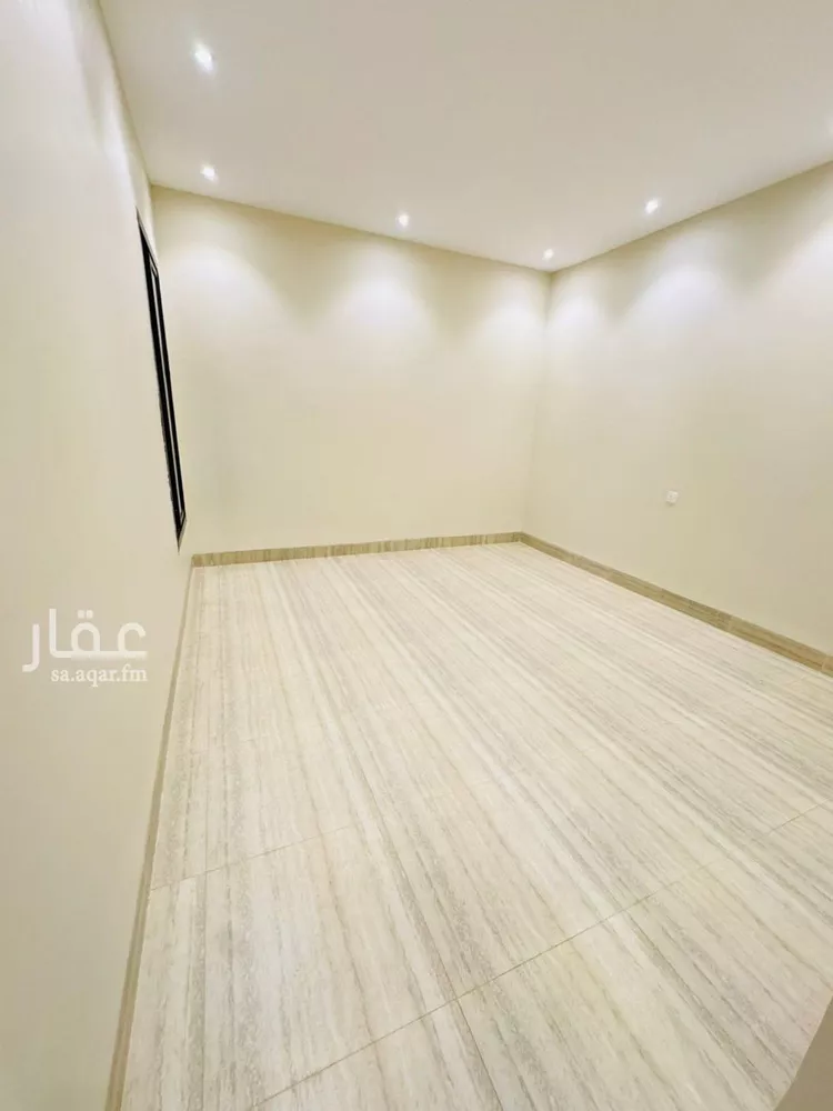 دور للبيع في شارع علي بن عبدالكافي, حي الرمال, مدينة الرياض, منطقة الرياض صورة 5
