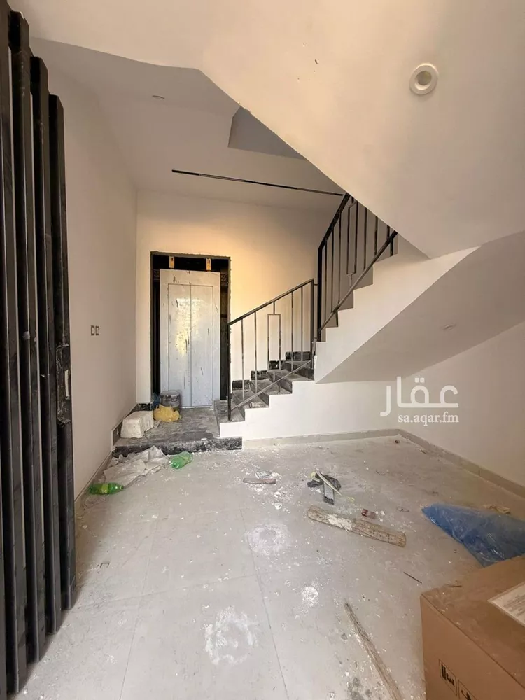 دور للبيع في شارع الصرح, حي المعيزيلة, مدينة الرياض, منطقة الرياض صورة 3
