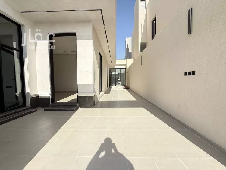 فيلا للبيع في شارع يحيي بن القاسم, حي الرمال, مدينة الرياض, منطقة الرياض صورة 3