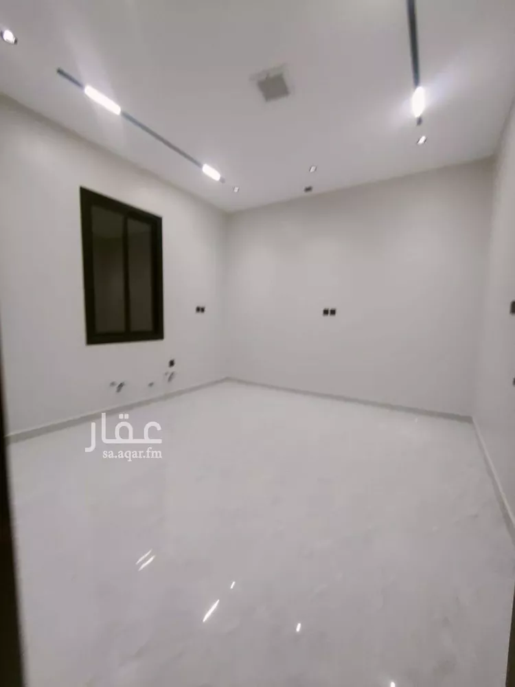 دور للبيع في شارع رقم 385, حي المونسية, مدينة الرياض, منطقة الرياض صورة 5