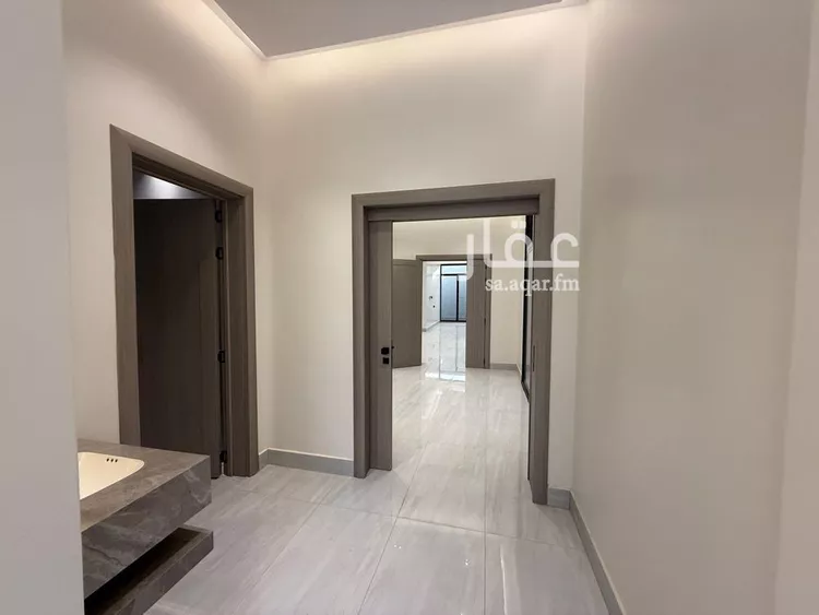 فيلا للبيع في شارع يمان الرصافي, حي الرمال, مدينة الرياض, منطقة الرياض صورة 4