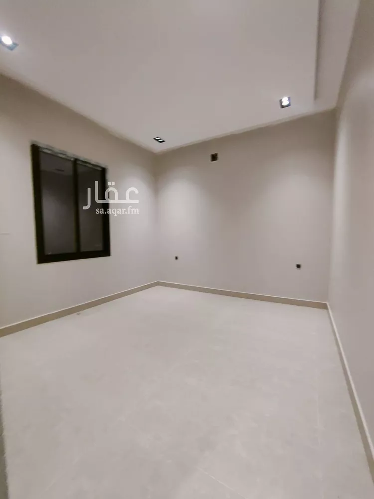 فيلا للبيع في شارع نويعمه, حي اليرموك, مدينة الرياض, منطقة الرياض صورة 4