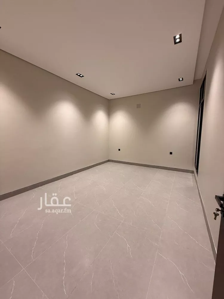 شقة للبيع في شارع الواسط, حي إشبيلية, مدينة الرياض, منطقة الرياض صورة 2